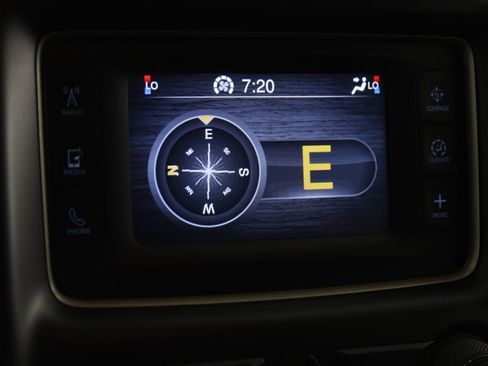 Used 2014 Jeep Grand Cherokee Laredo w/ Quick Order Package 23E AWD/4WD image 8