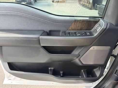 Used 2023 Ford F250 Lariat w/ Snow Plow/Camper Package image 21