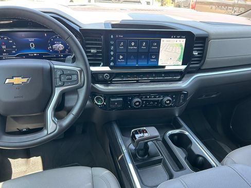 Used 2025 Chevrolet Silverado 1500 LTZ w/ LTZ Premium Texas Edition RWD image 18