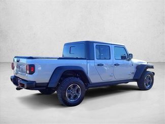 Used 2021 Jeep Gladiator Rubicon w/ Cold Weather Group AWD/4WD video 4