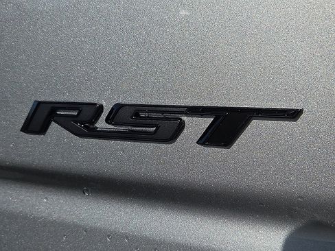 New 2026 Chevrolet Silverado 1500 RST w/ LPO, Dark Essentials Package AWD/4WD image 9