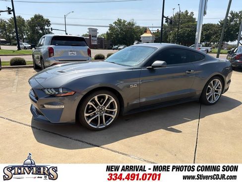 Used 2021 Ford Mustang GT Premium w/ Equipment Group 401A RWD image 5