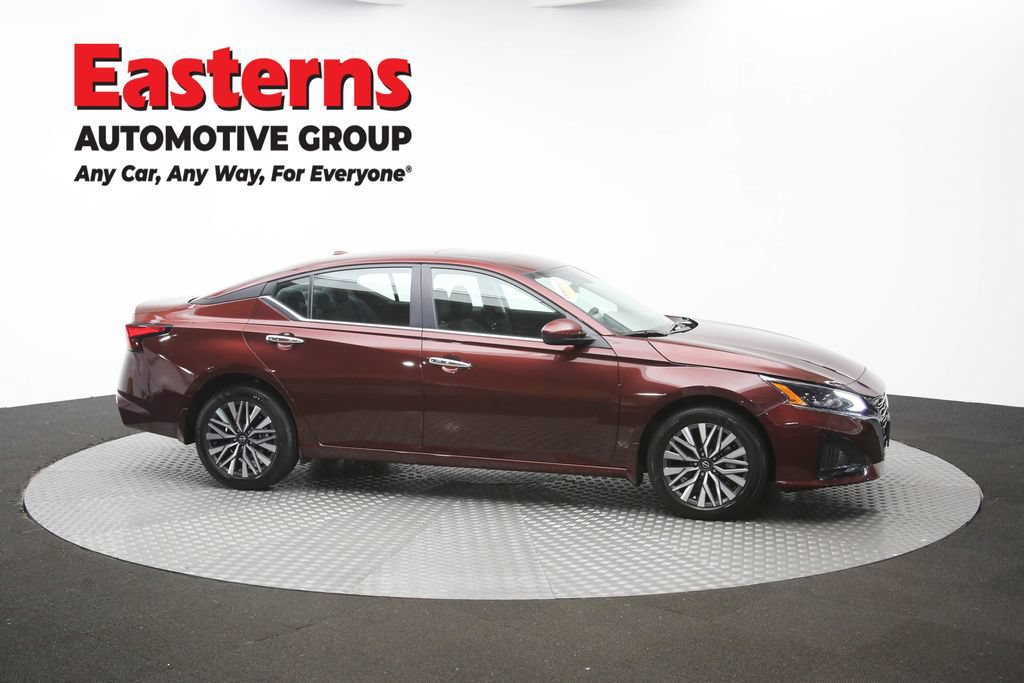 Used 2024 Nissan Altima 2.5 SV w/ SV Premium Package AWD/4WD image 49