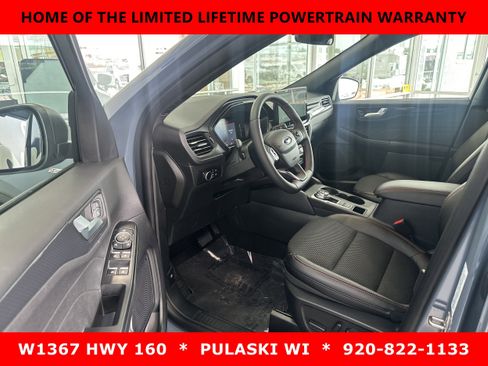 Used 2026 Ford Escape ST-Line w/ Tech Pack #1 image 8