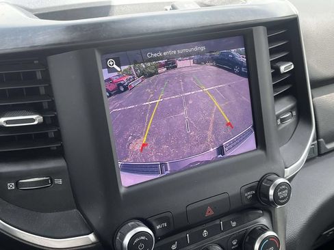 Used 2020 RAM 1500 Big Horn AWD/4WD image 28