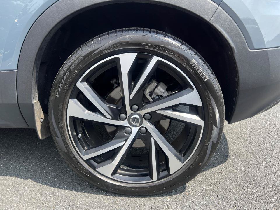 Used 2021 Volvo XC40 T5 R-Design w/ Climate Package AWD/4WD image 22