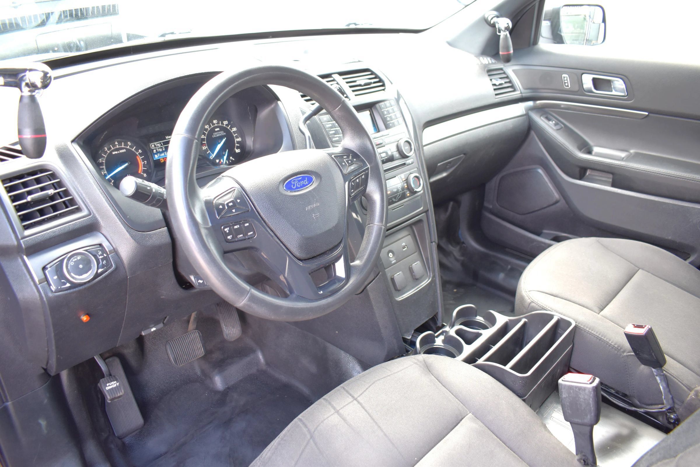 Used 2018 Ford Explorer 4WD Police Interceptor w/ Ultimate Wiring Package image 3