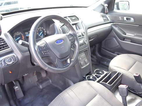 Used 2018 Ford Explorer 4WD Police Interceptor w/ Ultimate Wiring Package image 3