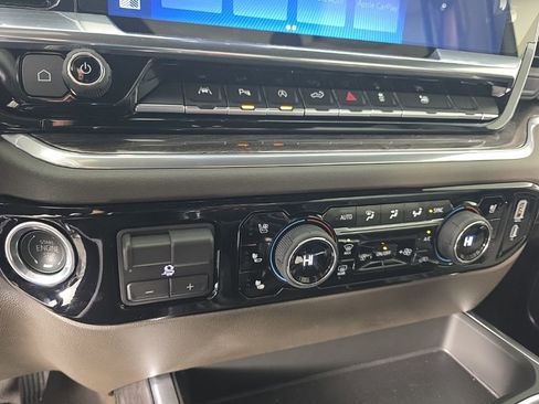 New 2025 Chevrolet Silverado 1500 LTZ AWD/4WD image 22