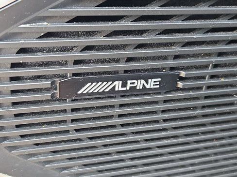 Used 2024 Jeep Wagoneer L 2WD w/ Premium Group I image 25