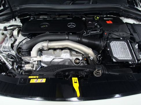 Certified 2026 Mercedes-Benz GLA 250 4MATIC image 31