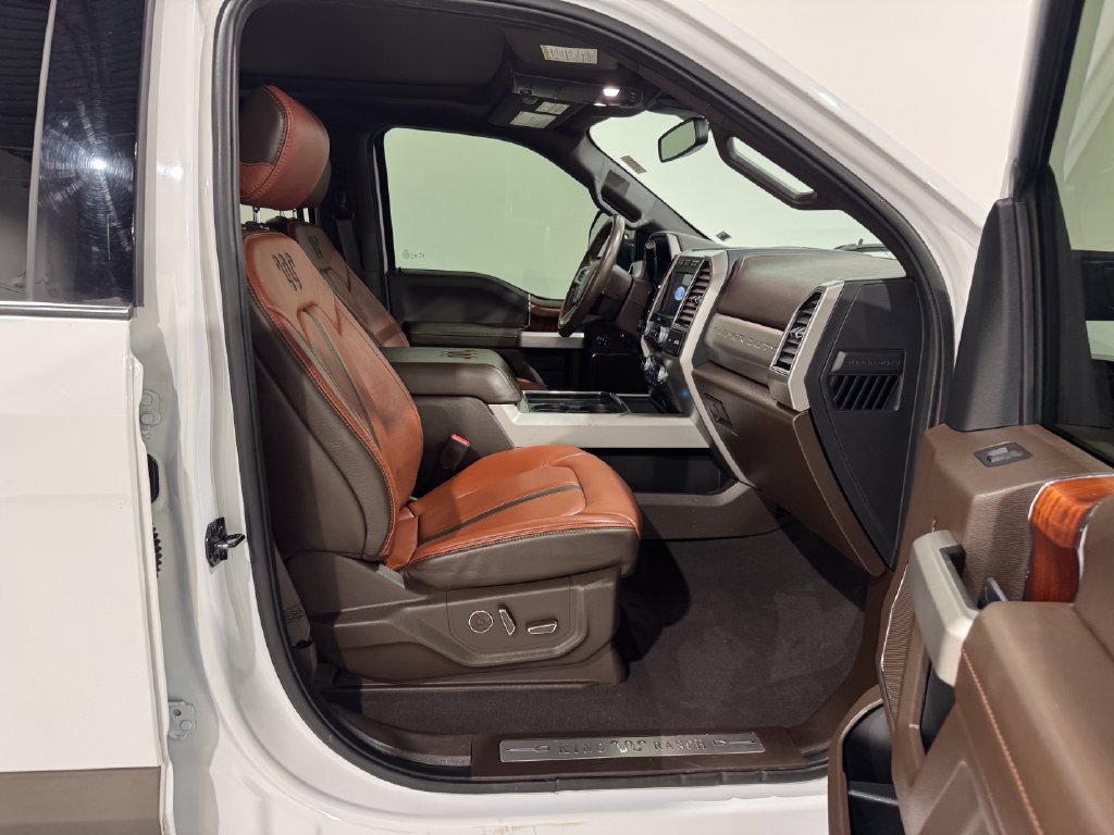 Used 2021 Ford F250 King Ranch w/ King Ranch Ultimate Package AWD/4WD image 21