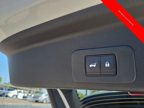 New 2025 Nissan Murano SV AWD/4WD image 15