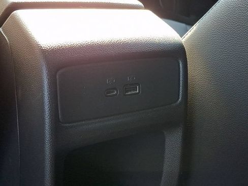 Used 2025 Chevrolet Trax LT FWD image 12