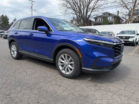 Used 2024 Honda CR-V EX image 1