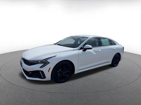 Used 2025 Kia K5 LXS image 8