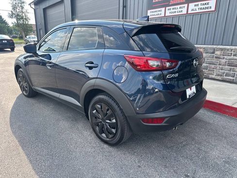Used 2019 MAZDA CX-3 Touring FWD image 3