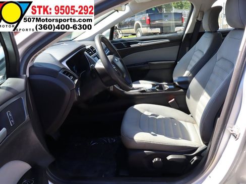 Used 2015 Ford Fusion S FWD image 12