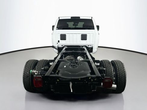 New 2026 RAM 5500 Tradesman w/ Chrome Appearance Group image 6