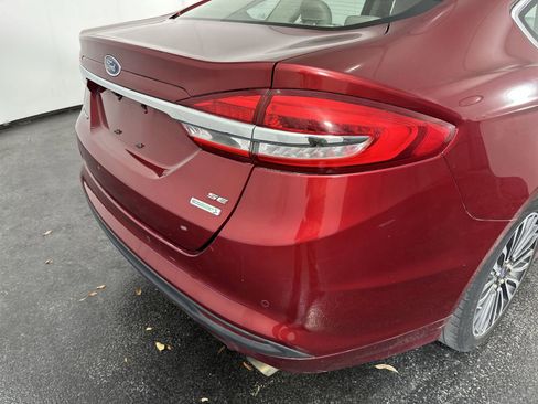 Used 2018 Ford Fusion SE w/ Fusion SE Technology Package image 30
