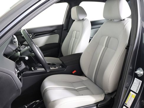 Used 2025 Honda Civic Sport image 31