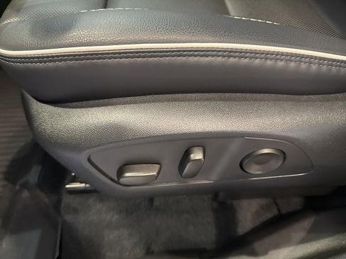 Used 2024 GMC Acadia Denali w/ LPO, Floor Liner Package image 27