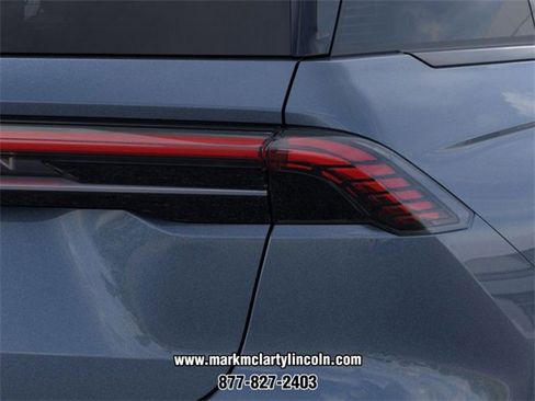 New 2026 Lincoln Nautilus Premier image 21