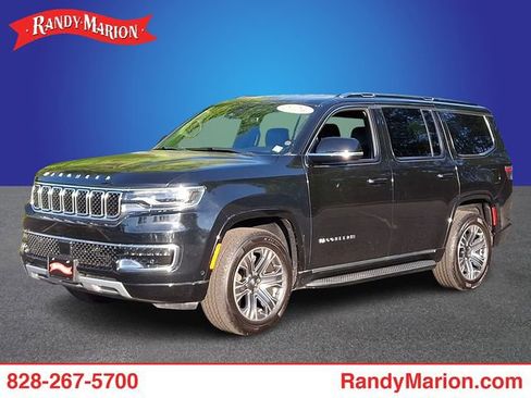 Used 2024 Jeep Wagoneer Series II image 1