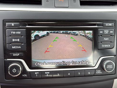Used 2015 Nissan Sentra SV FWD image 14