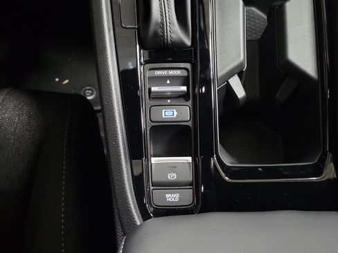 Certified 2025 Honda Accord Sport image 32