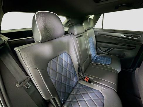 New 2026 Volkswagen Atlas Cross Sport SEL Premium R-Line AWD/4WD image 29