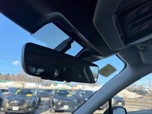 Used 2023 Subaru Forester Premium image 46