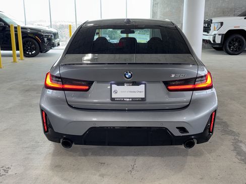 Used 2024 BMW 330i Sedan w/ M Sport Package RWD image 7