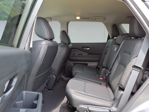 New 2026 Nissan Pathfinder SL w/ Cargo Package FWD image 11