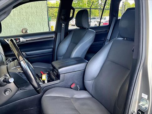 Used 2020 Lexus GX 460 Premium w/ Premium Package AWD/4WD image 8