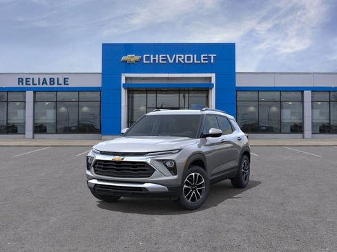 New 2026 Chevrolet TrailBlazer LT w/ LT Cold Weather Package FWD image 8