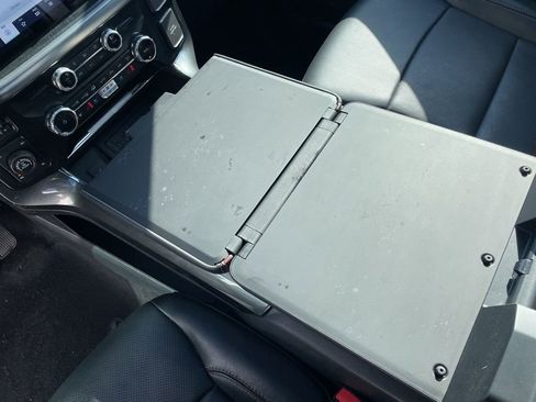 Used 2023 Ford F150 Lariat w/ Equipment Group 502A High image 10