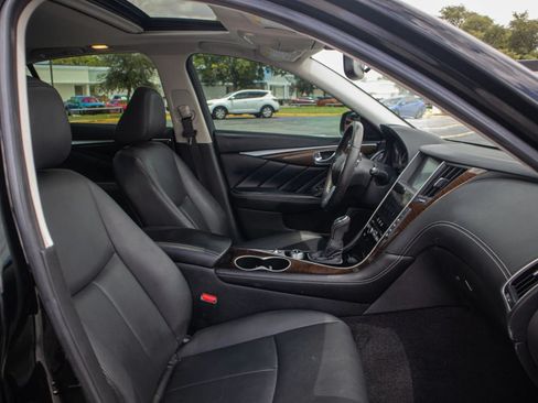 Used 2019 INFINITI Q50 Luxe RWD image 13
