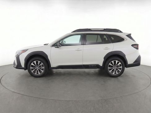 Used 2025 Subaru Outback Limited AWD/4WD image 7