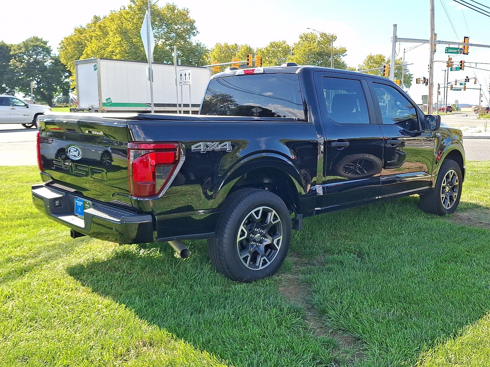 Used 2025 Ford F150 STX w/ Equipment Group 200A AWD/4WD image 7