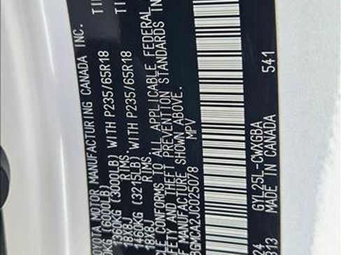 Used 2018 Lexus RX 450h AWD image 24