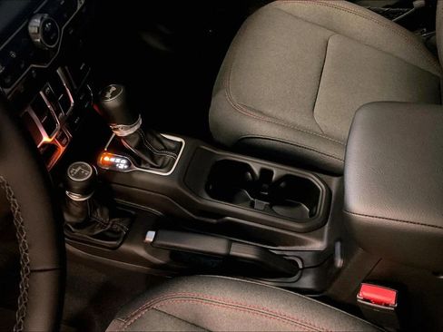 New 2026 Jeep Wrangler Unlimited Rubicon image 8