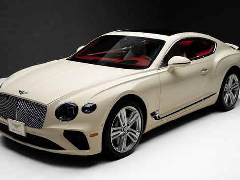 Used 2023 Bentley Continental GT Azure AWD/4WD image 5