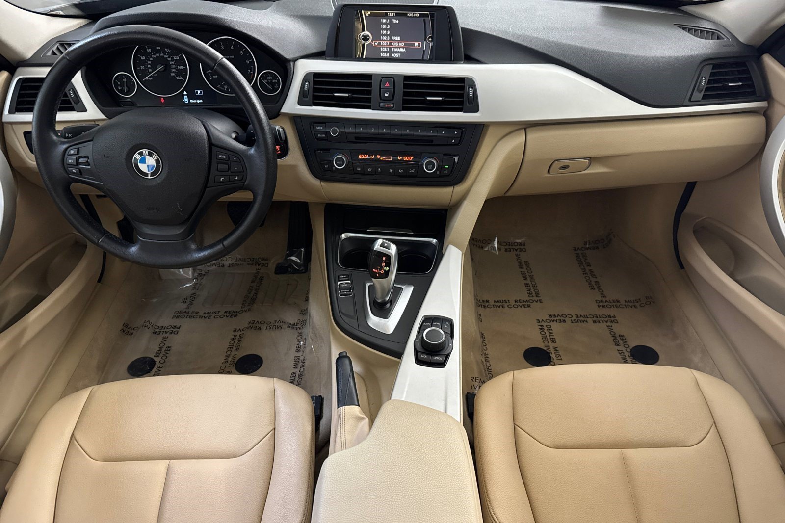 Used 2013 BMW 320i Sedan RWD image 16