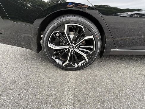 Certified 2024 Nissan Altima 2.5 SR FWD image 12