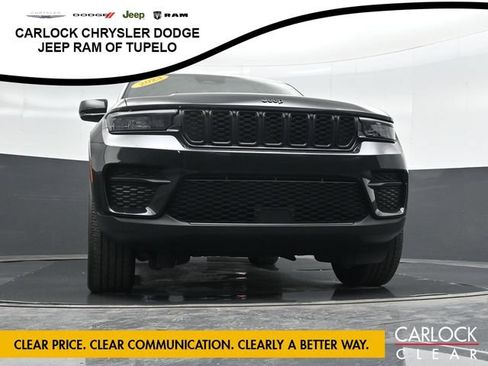 Used 2023 Jeep Grand Cherokee Altitude AWD/4WD image 48