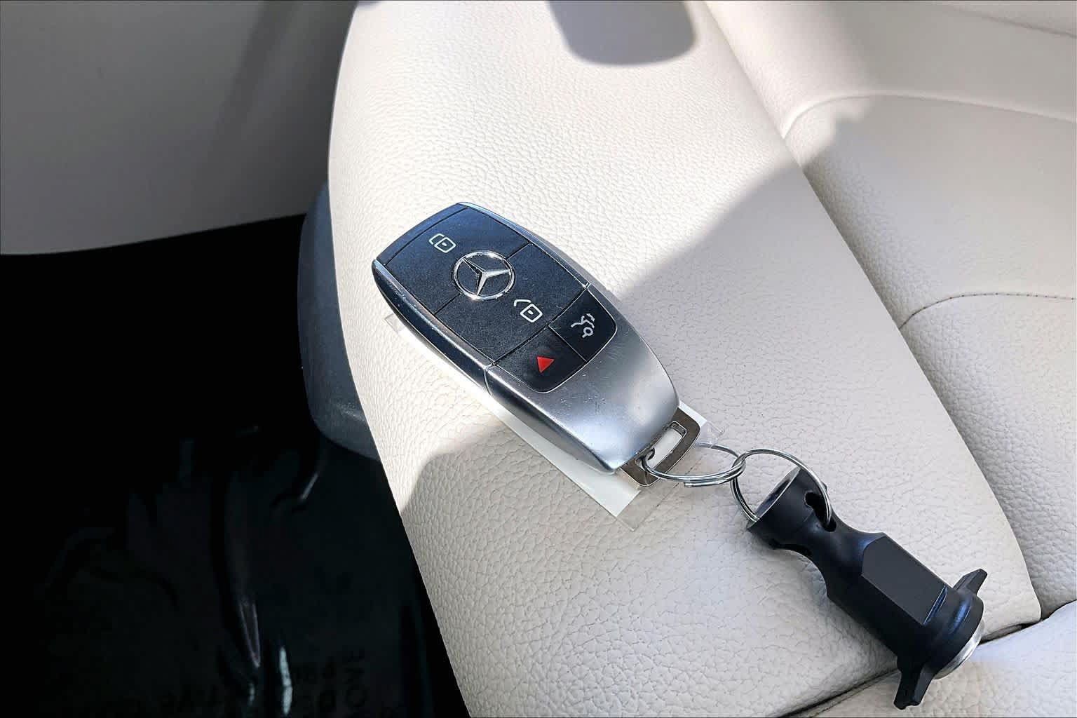 Used 2021 Mercedes-Benz GLA 250 4MATIC image 14