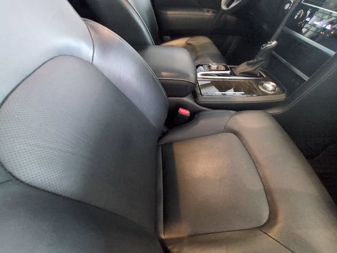 Used 2022 INFINITI QX80 Luxe w/ Cargo Package AWD/4WD image 26