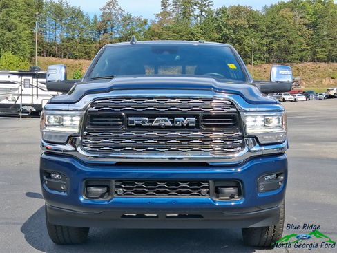 Used 2024 RAM 2500 Limited image 8