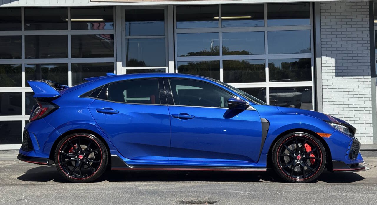 Used 2018 Honda Civic Type R image 2